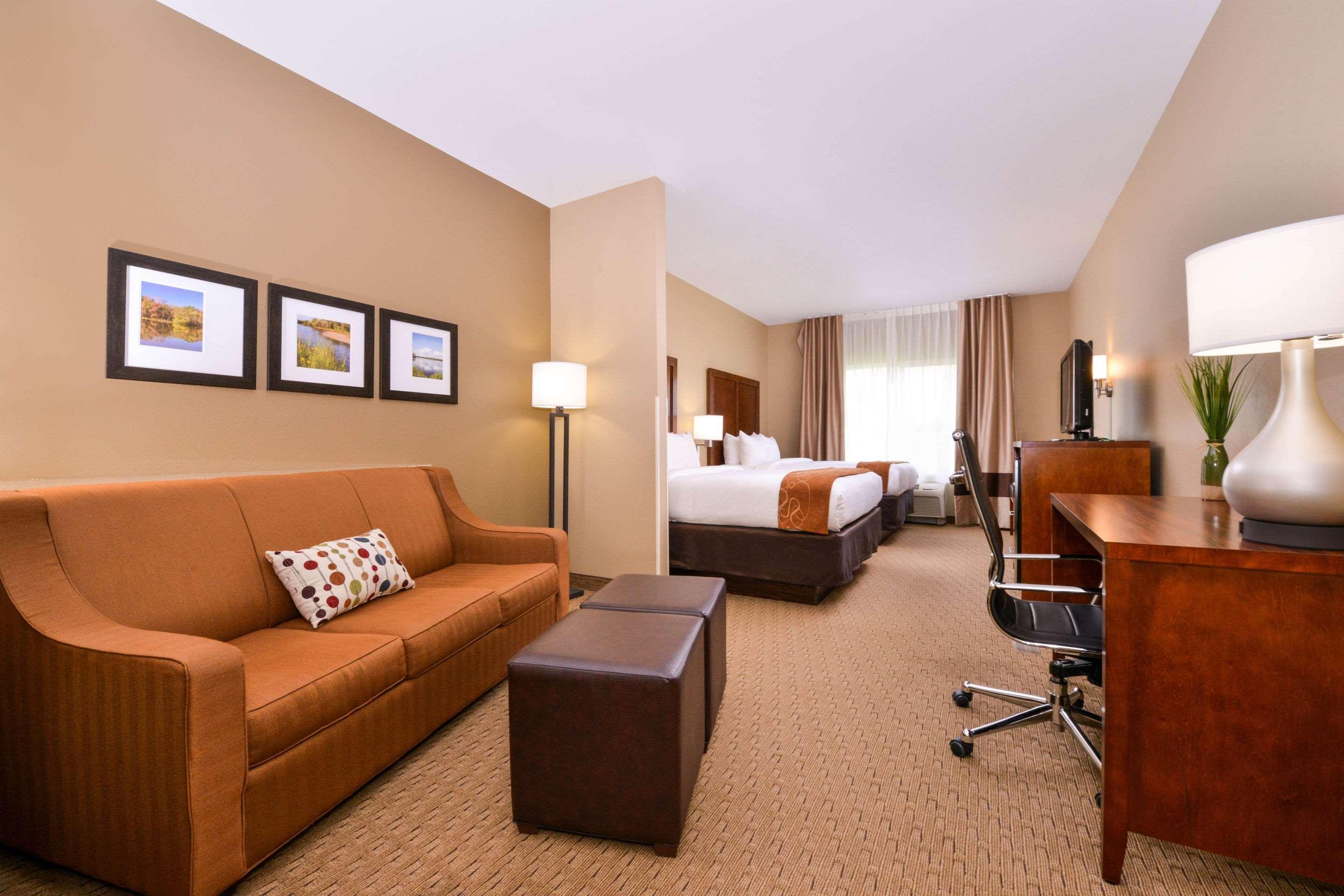 Comfort Suites Mount Vernon Bagian luar foto