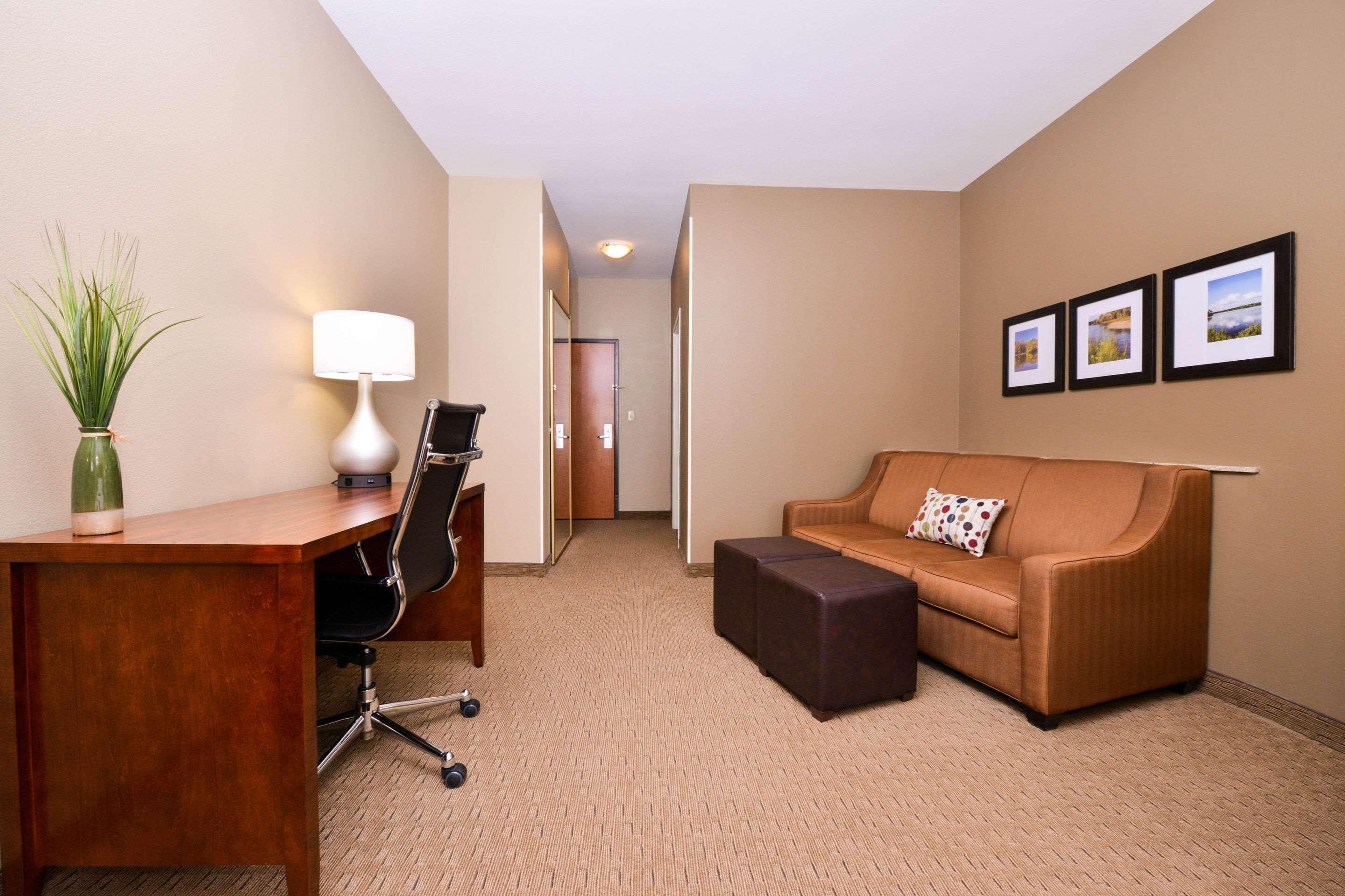 Comfort Suites Mount Vernon Bagian luar foto