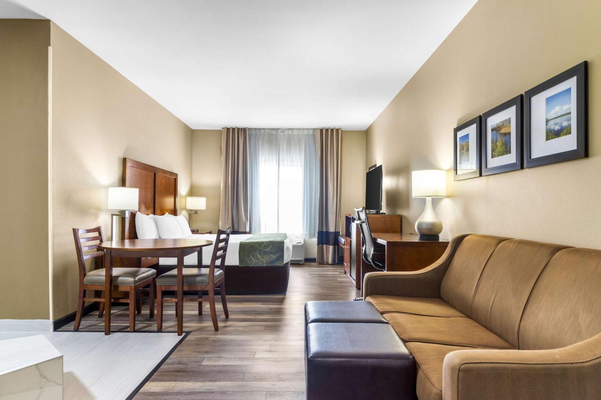 Comfort Suites Mount Vernon Bagian luar foto