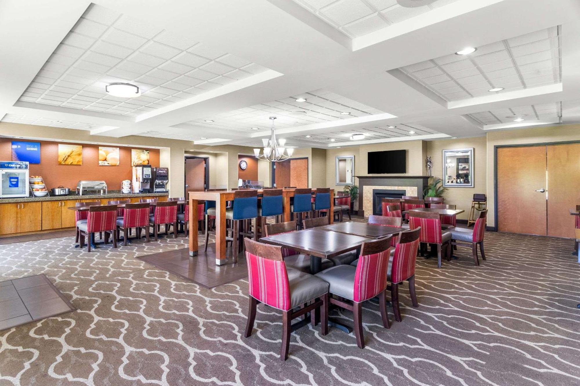 Comfort Suites Mount Vernon Bagian luar foto