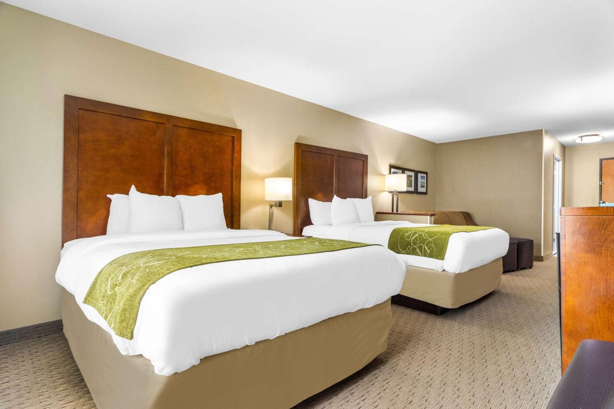 Comfort Suites Mount Vernon Bagian luar foto