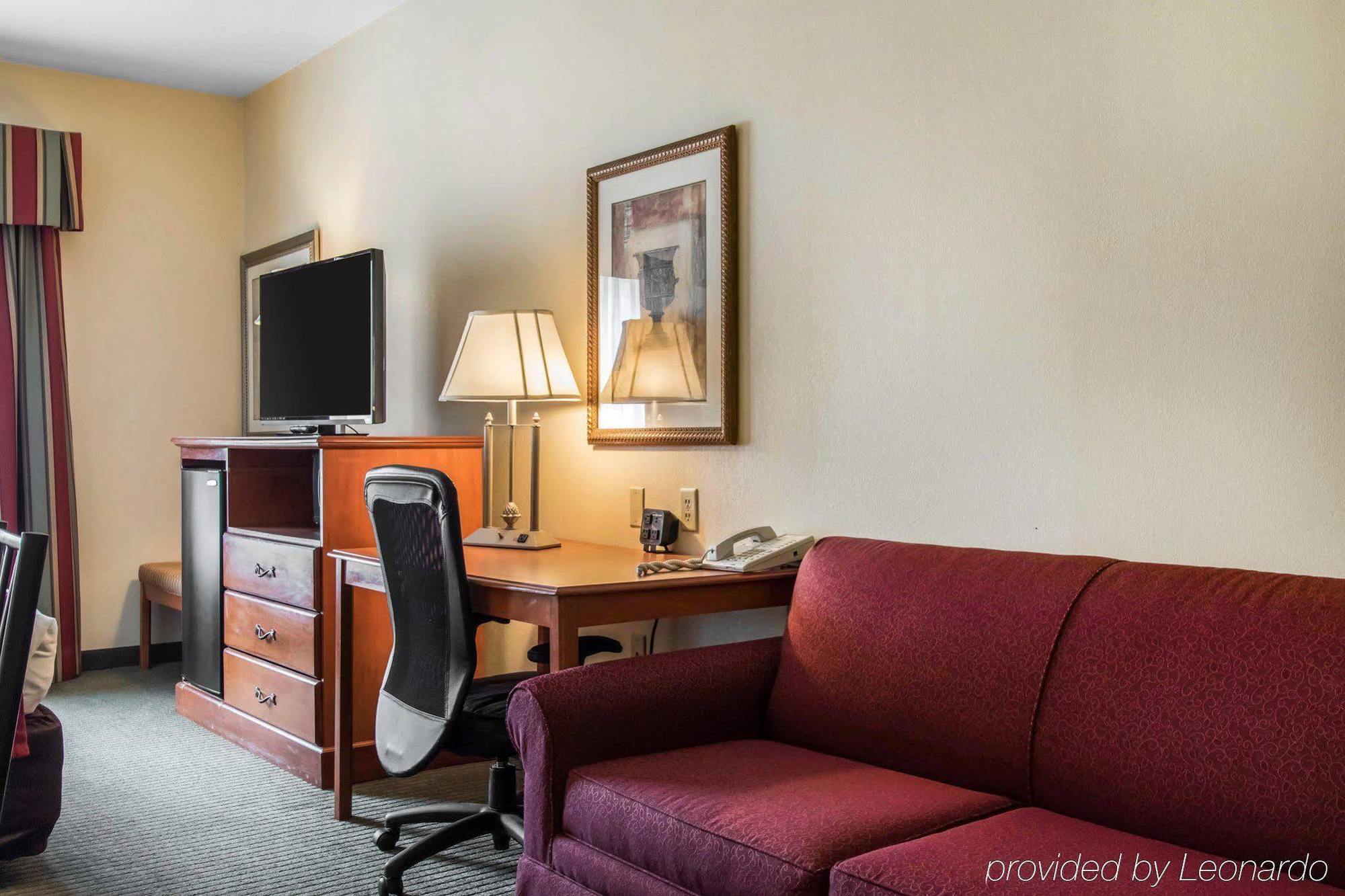 Comfort Suites Mount Vernon Bagian luar foto