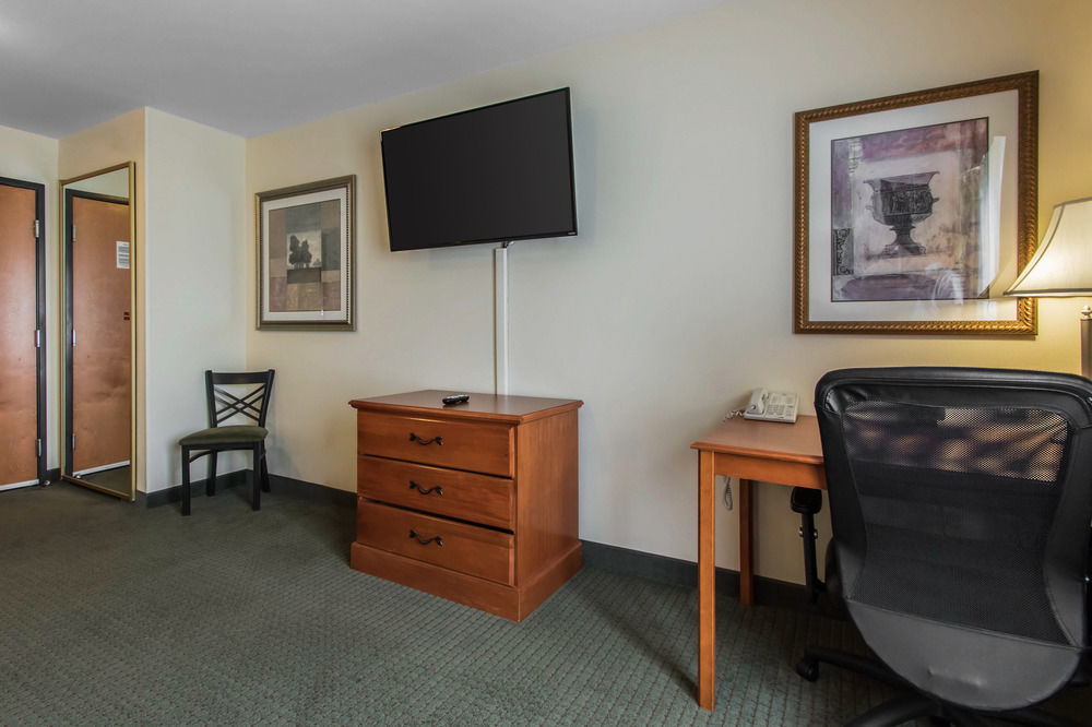 Comfort Suites Mount Vernon Bagian luar foto